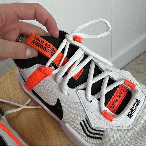 Nike Kids Air Zoom Crossover GS in White Safety Orange - Picture 12 of 12
